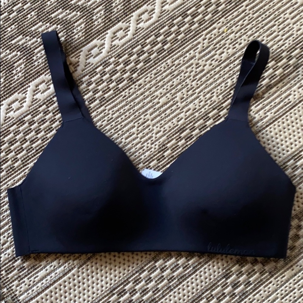 NWOT Lululemon Bra 32B black